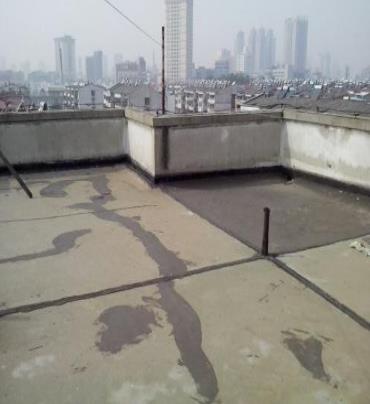 高唐漏水维修 楼顶漏水是什么原因，楼顶漏水维修方法是什么?