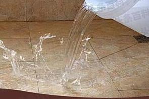 高唐漏水维修 免砸砖防水材料该如何施工